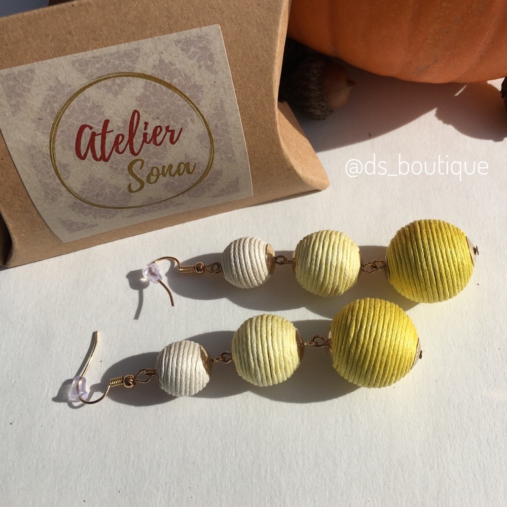 Triple threaded yellow ombré earrings